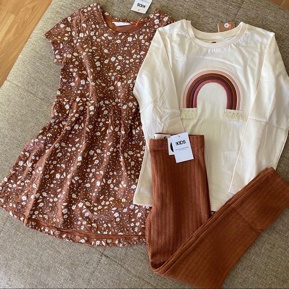 NWT FLORAL/RAINBOW OUTFIT SET